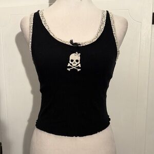 Messy bun Just chillin cute top with lace trim size S